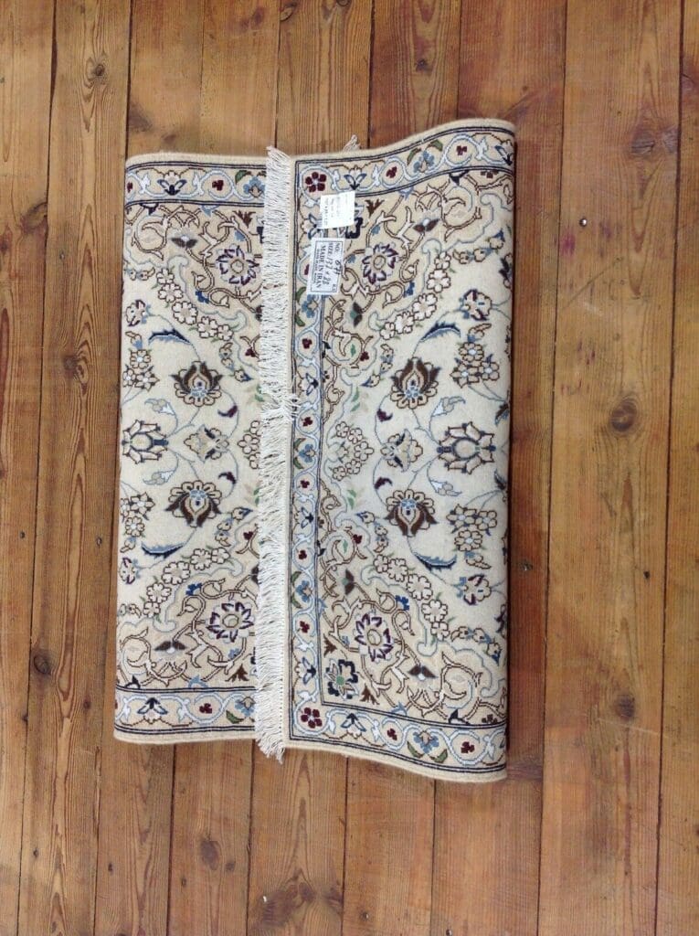 Perserteppich Nain 137 x 88 cm Wolle handgeknüpft