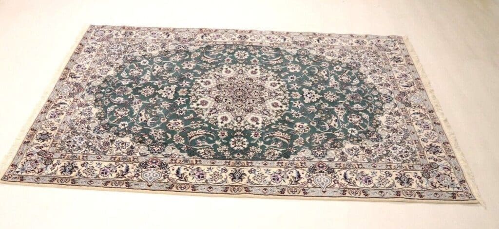 Perserteppich Nain 257 x 156 cm Wolle handgeknüpft