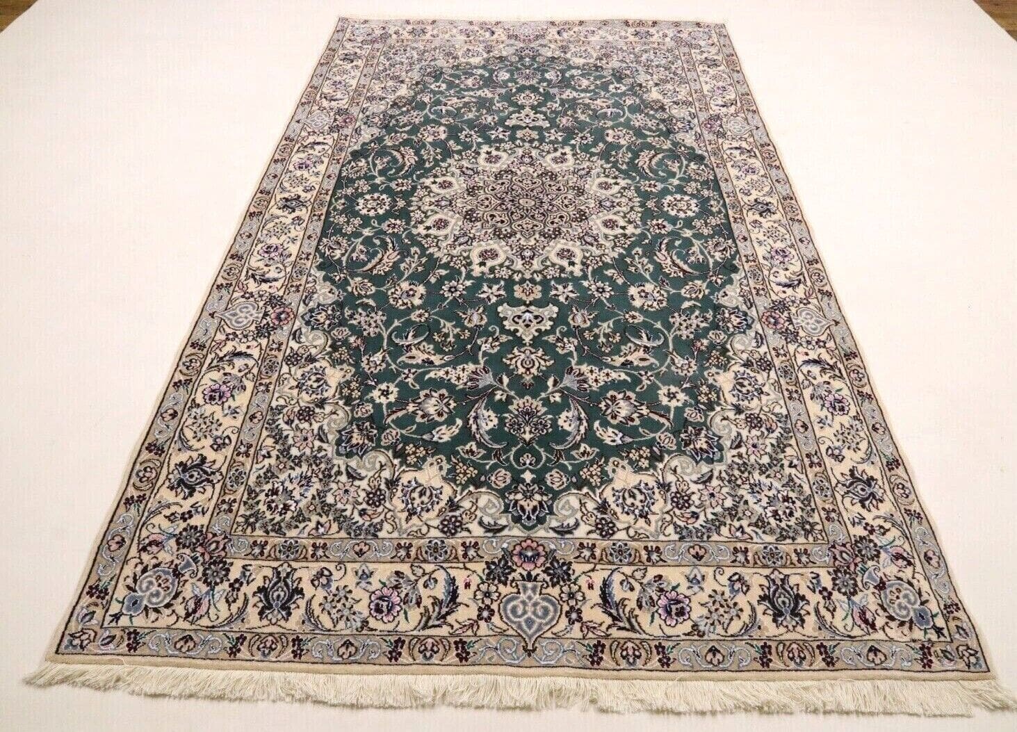 Perserteppich Nain 257 x 156 cm Wolle handgeknüpft