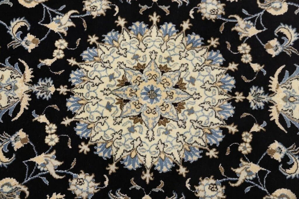 Perserteppich Nain 240 x 170 cm Wolle handgeknüpft