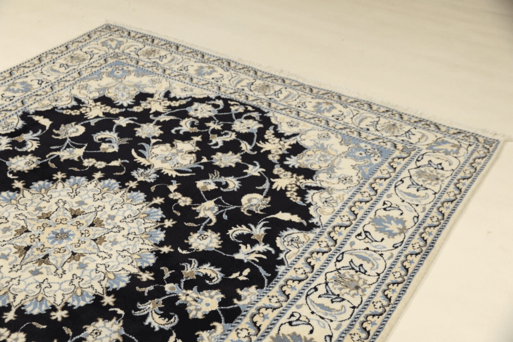 Perserteppich Nain 240 x 170 cm Wolle handgeknüpft