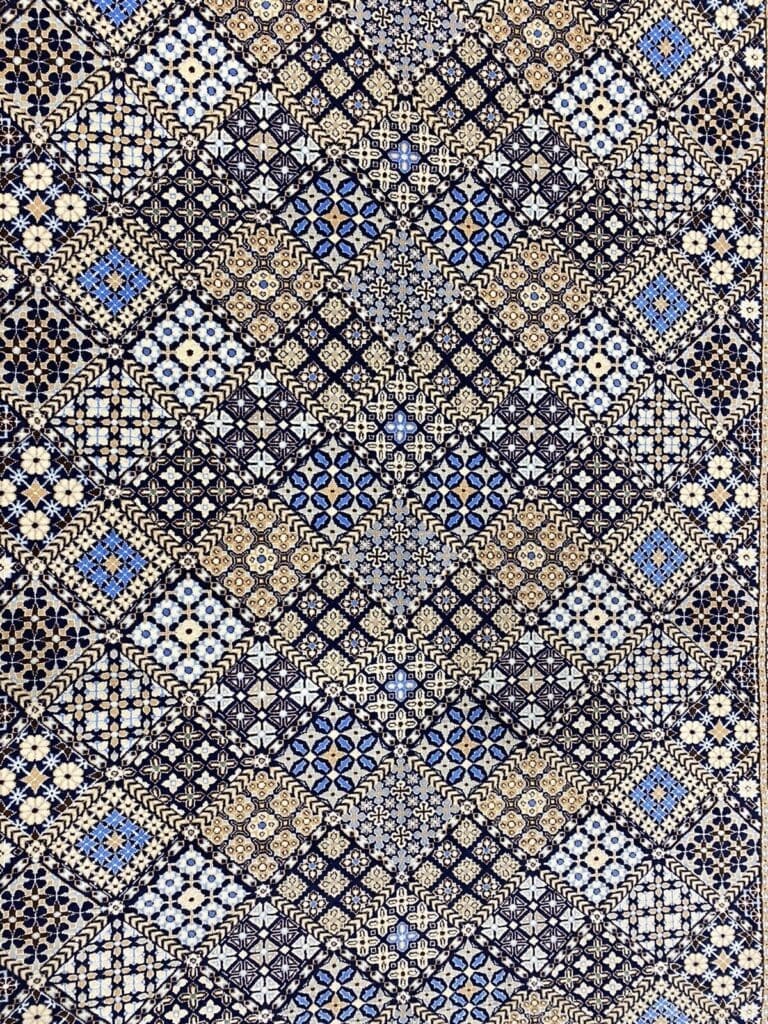Perserteppich Nain 235 x 157 cm Korkwolle handgeknüpft