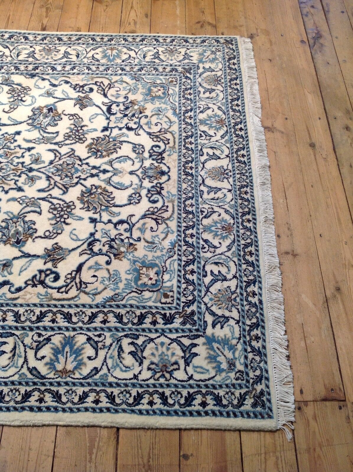 Perserteppich Nain 201 x 154 cm Wolle handgeknüpft