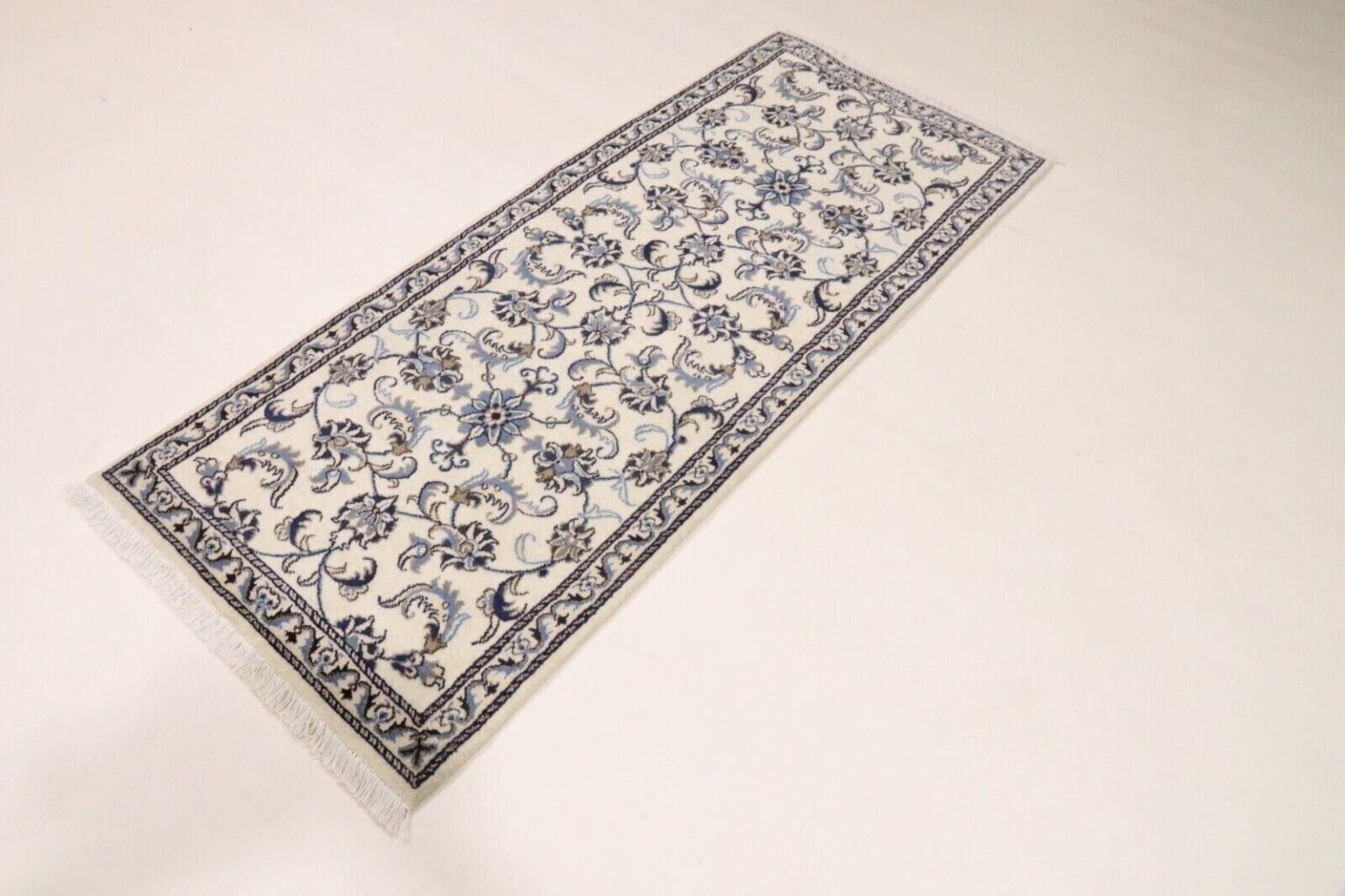 Perserteppich Nain 187 x 78 cm Wolle Seide handgeknüpft