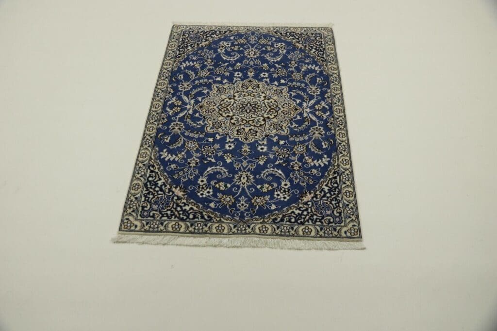 Perserteppich Nain 132 x 87 cm Wolle handgeknüpft