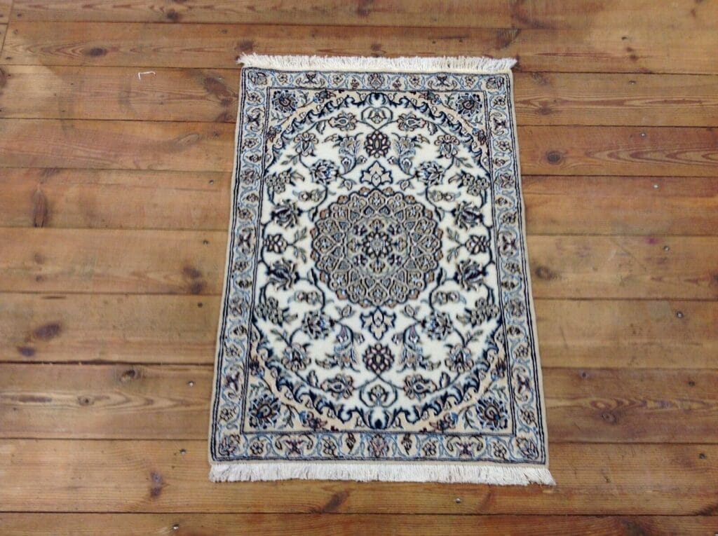 Perserteppich Nain 92 x 64 cm Wolle handgeknüpft