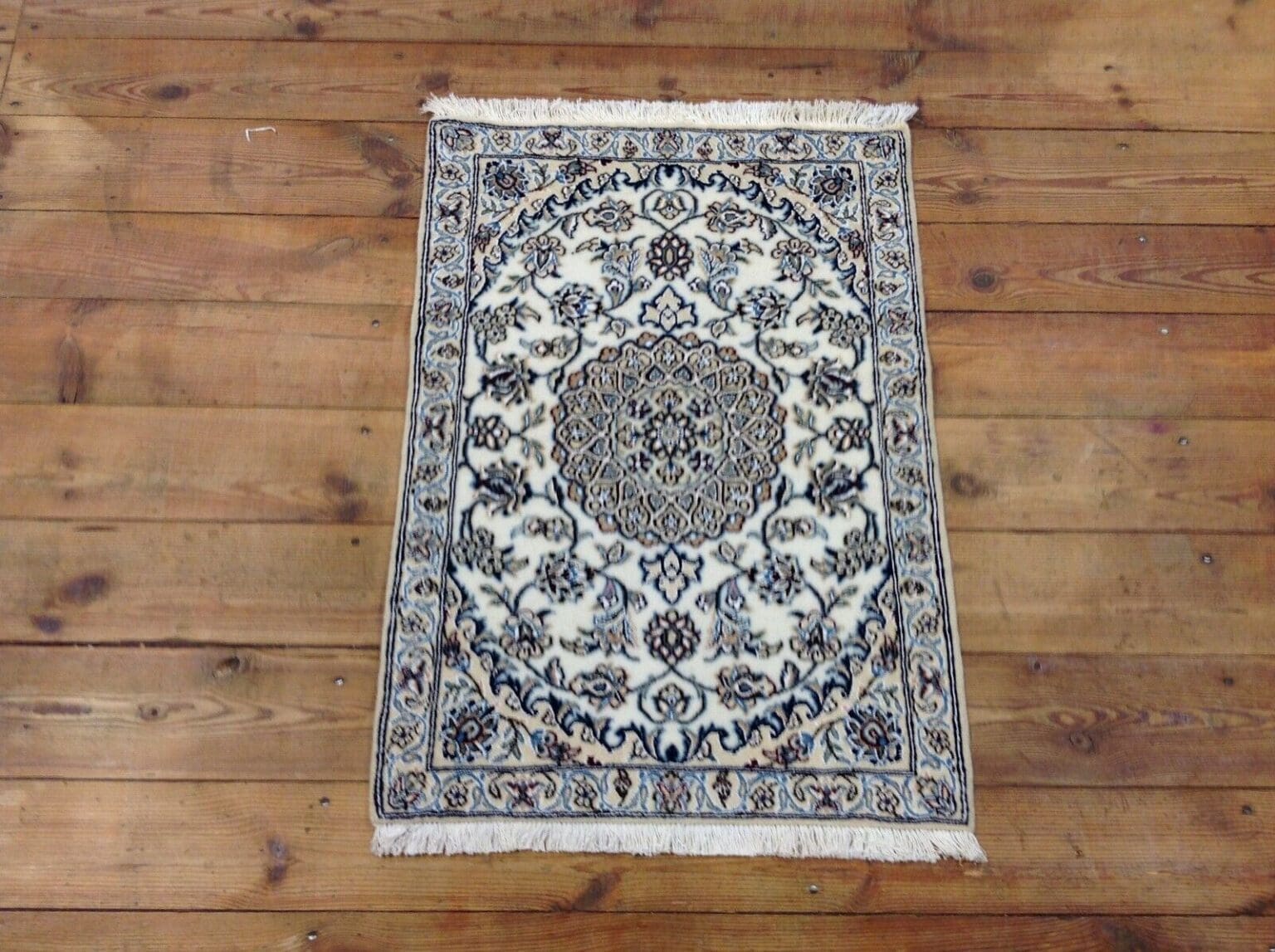 Perserteppich Nain 92 x 64 cm Wolle handgeknüpft