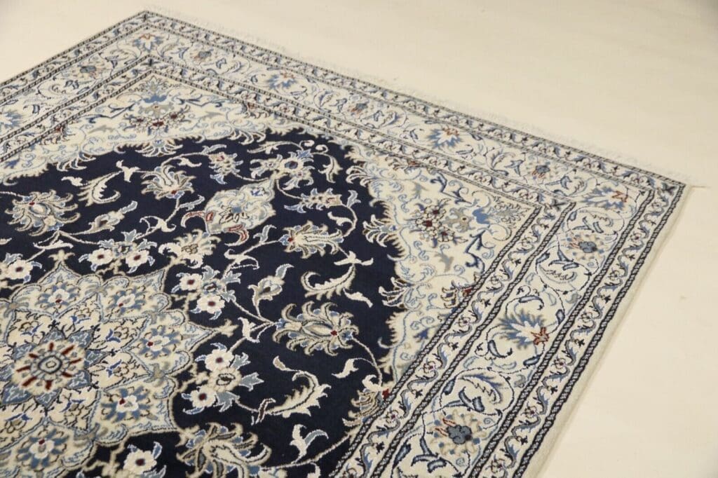 orientteppich-super-nain-mit-seide-235-x-168-cm-ca-300000-knoten-m-90 Perserteppich Nain 235 x 168 cm Wolle handgeknüpft