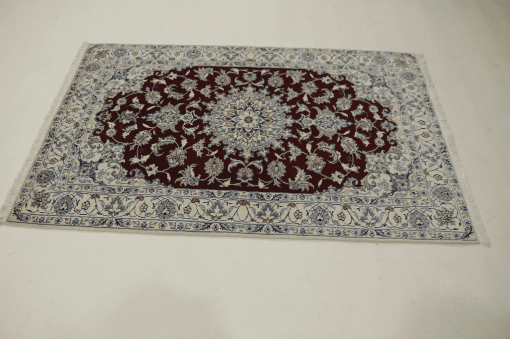 Perserteppich Nain 196 x 124 cm Wolle handgeknüpft