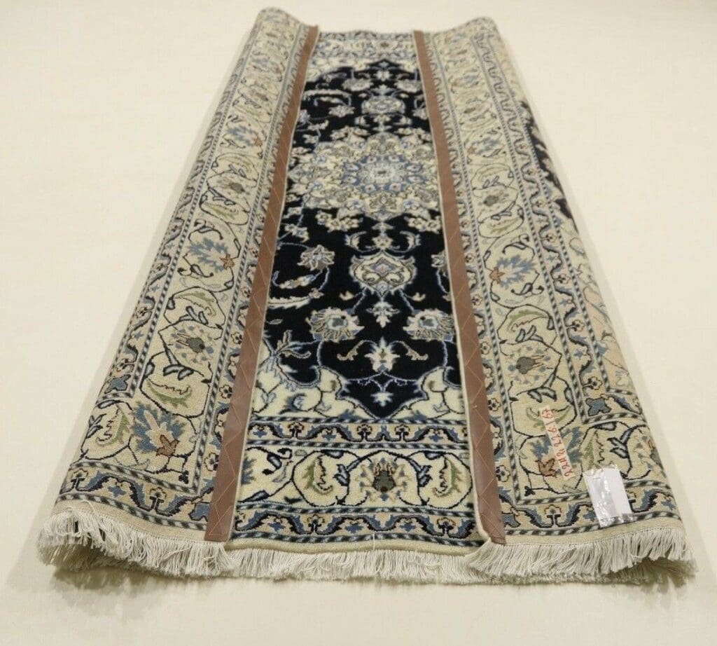 Perserteppich Nain 226 x 167 cm Wolle handgeknüpft