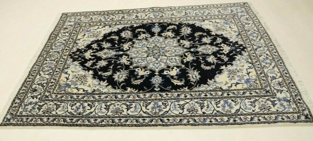 Perserteppich Nain 203 x 143 cm Wolle handgeknüpft