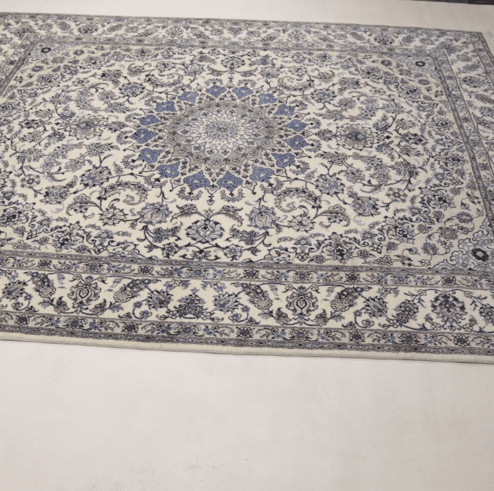 Perserteppich Nain 390 x 293 cm Wolle handgeknüpft