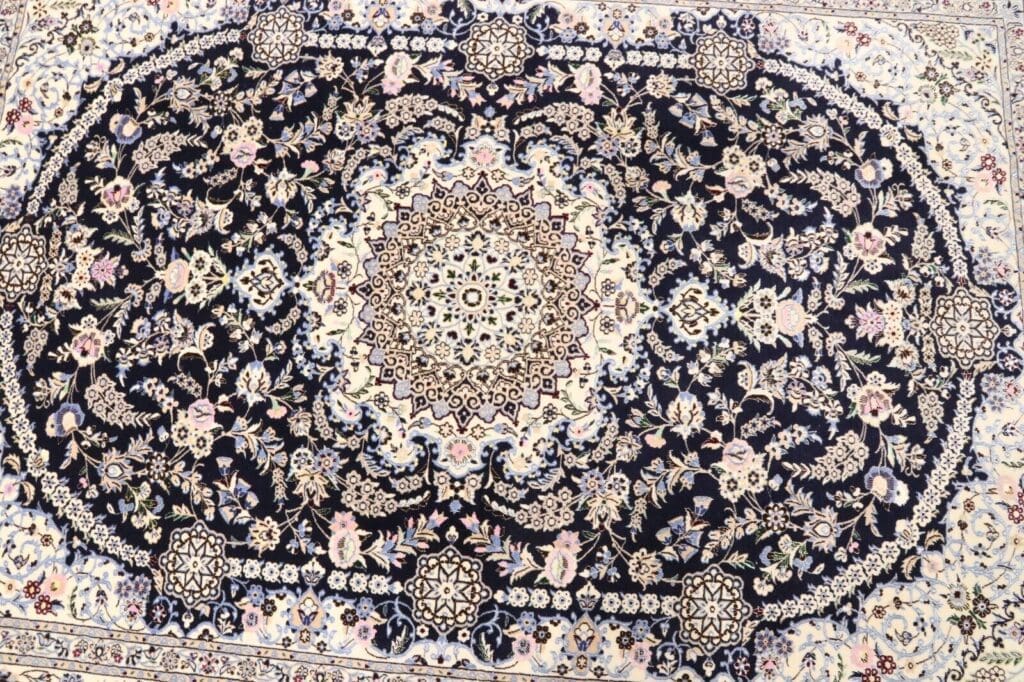 Perserteppich Nain 234 x 173 cm Korkwolle handgeknüpft