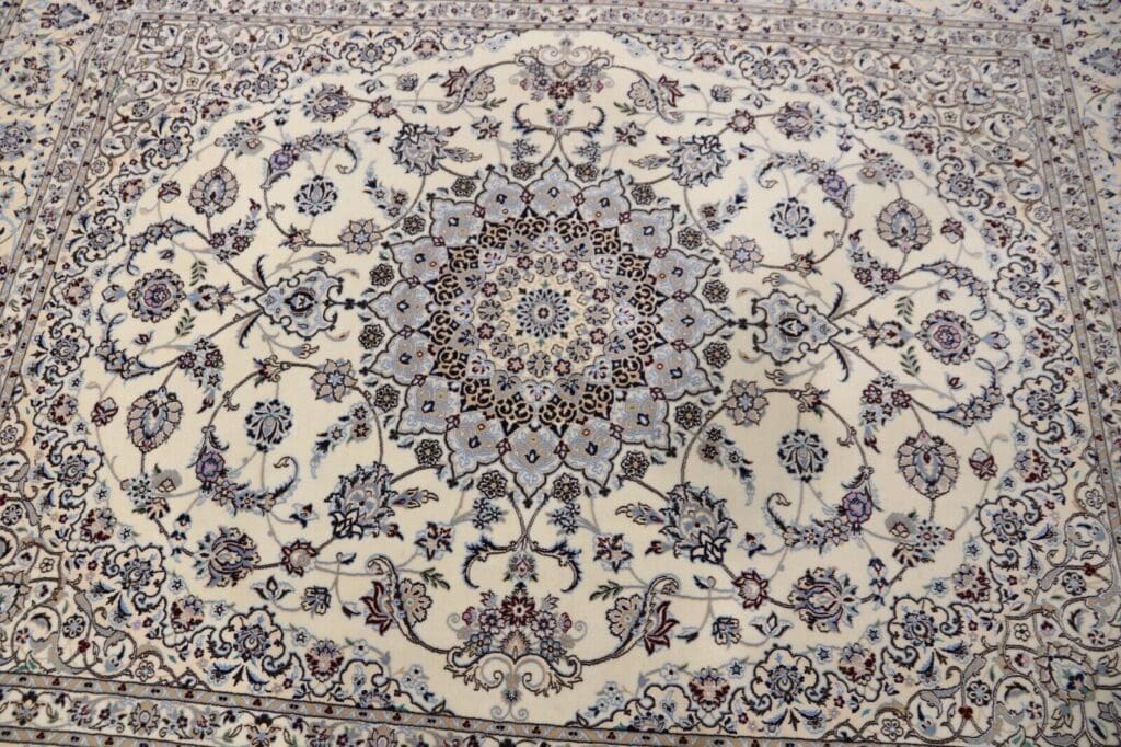 Perserteppich Nain 265 x 209 cm Korkwolle handgeknüpft