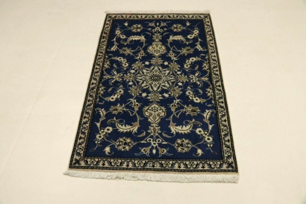 Perserteppich Nain 137 x 88 cm Schafwolle handgeknüpft