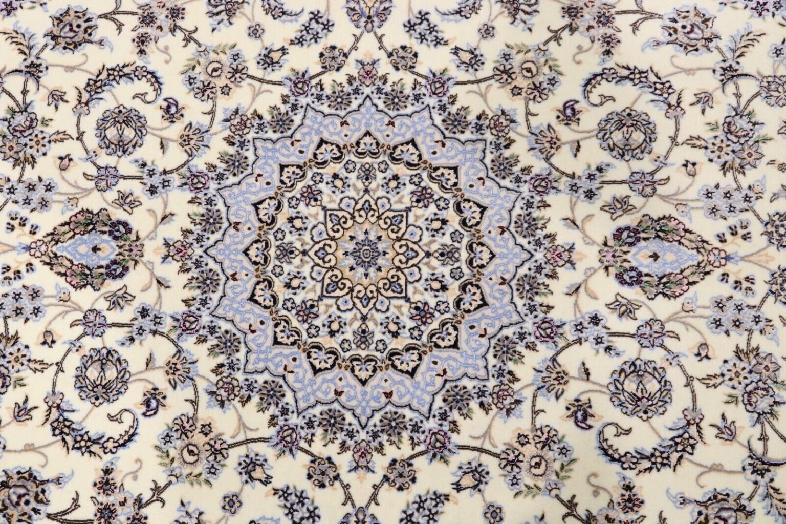 Perserteppich Nain 6 La 238 x 157 cm Korkwolle handgeknüpft