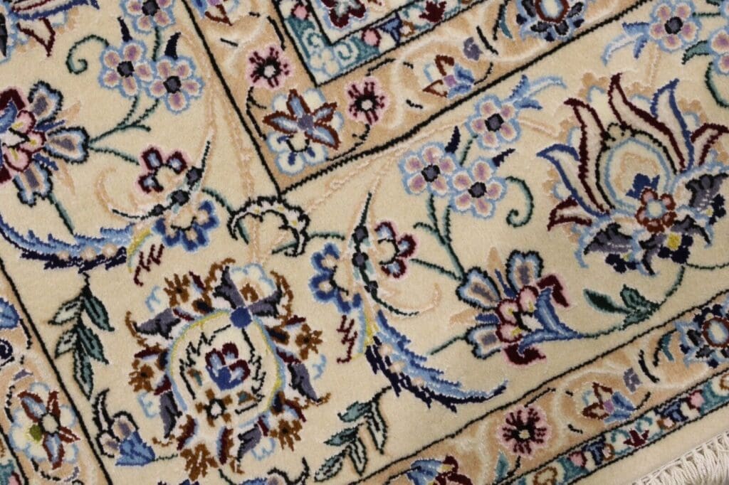 Perserteppich Nain 235 x 152 cm Korkwolle handgeknüpft