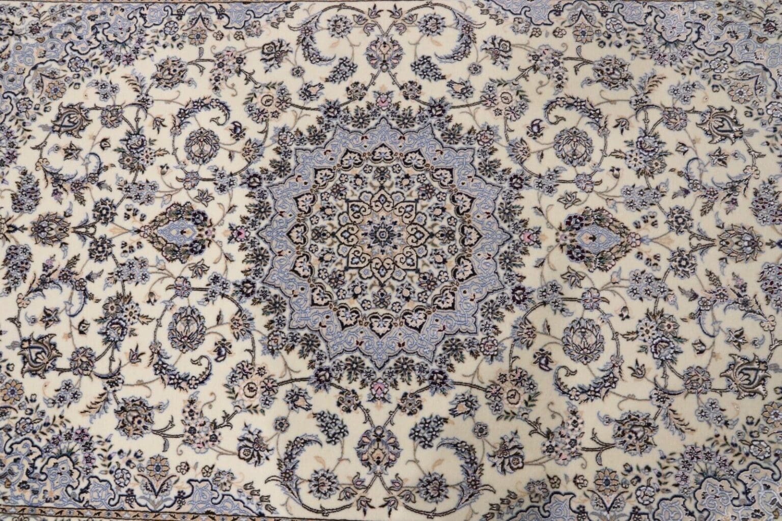 Perserteppich Nain 238 x 158 cm Korkwolle handgeknüpft