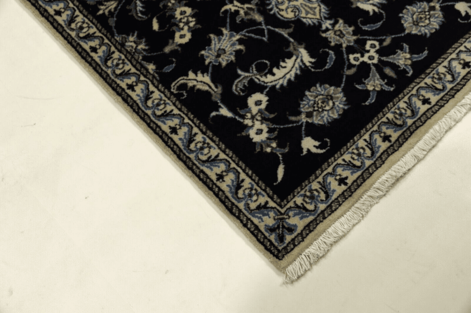 Perserteppich 134 x 89 cm Schurwolle handgeknüpft