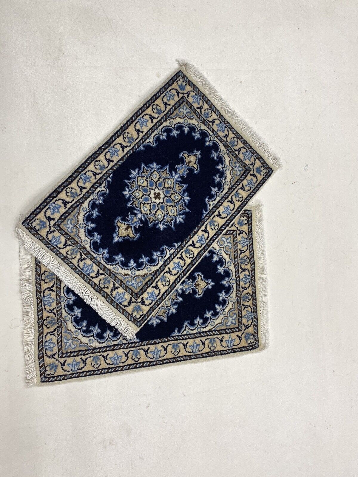 Perserteppich Nain 60 x 40 cm Schurwolle handgeknüpft