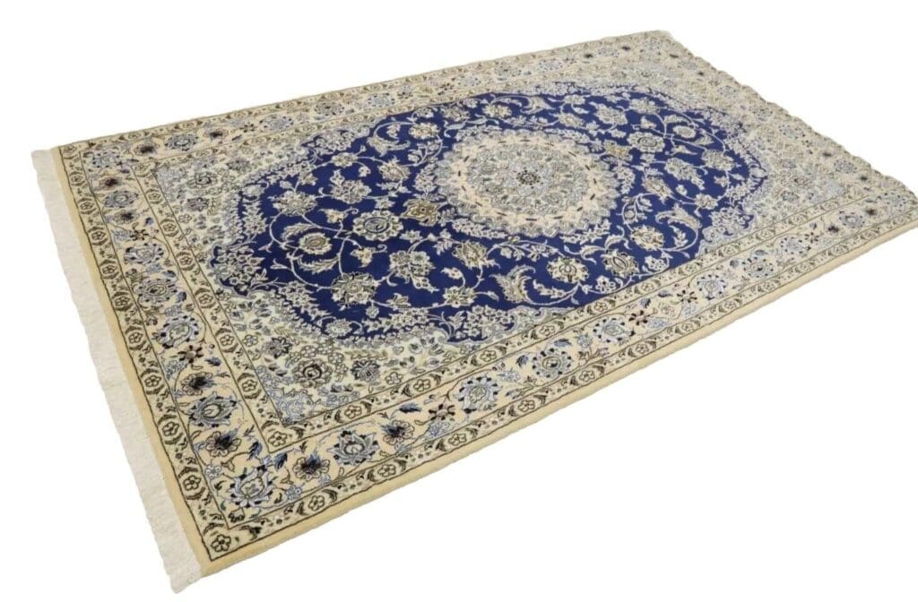 Perserteppich Nain 244 x 146 cm Schurwolle Handgeknüpft