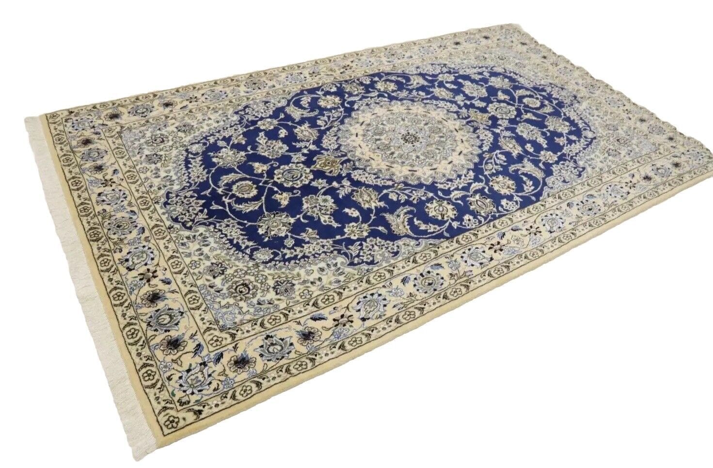 Perserteppich Nain 244 x 146 cm Schurwolle Handgeknüpft