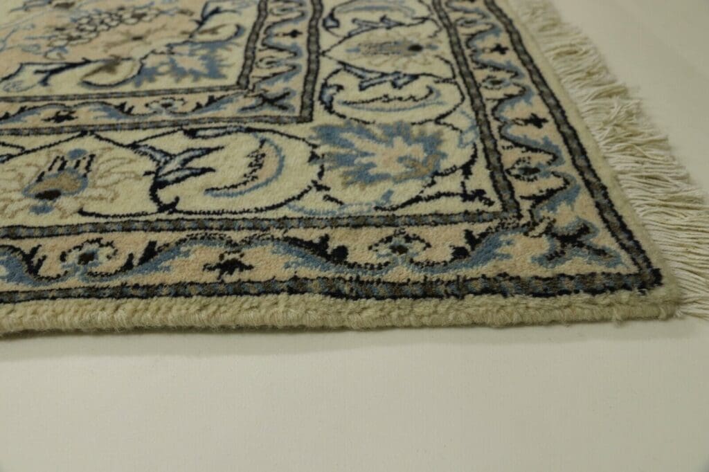 Perserteppich Nain 228 x 166 cm Wolle handgeknüpft