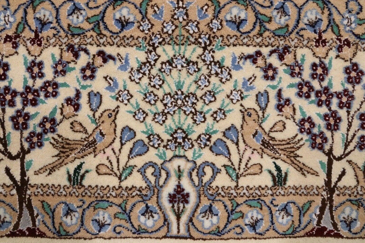 Perserteppich Nain 227 x 153 cm Korkwolle handgeknüpft