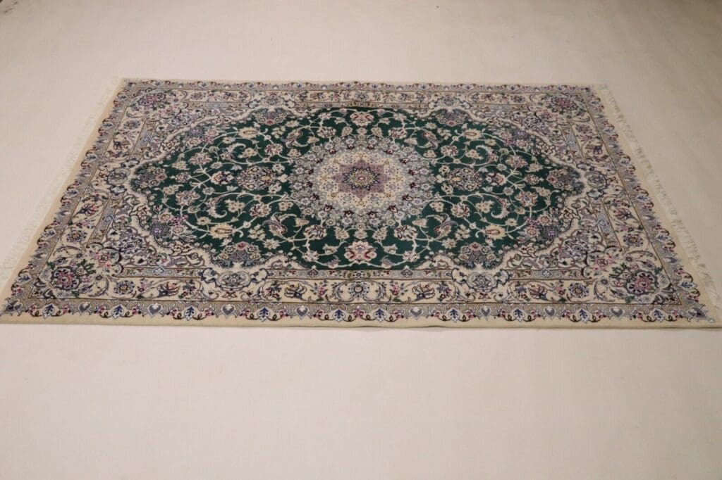 Perserteppich Nain 257 x 158 cm Wolle handgeknüpft
