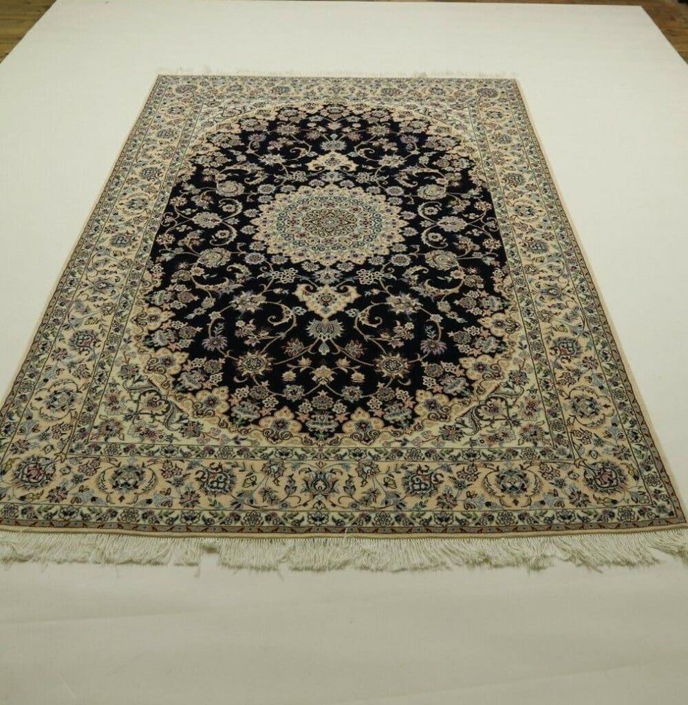 Perserteppich Nain 296 x 203 cm Wolle handgeknüpft