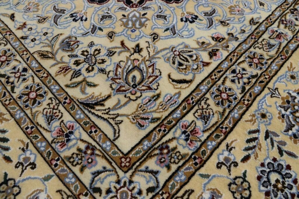 Perserteppich Nain 356 x 248 cm Wolle handgeknüpft
