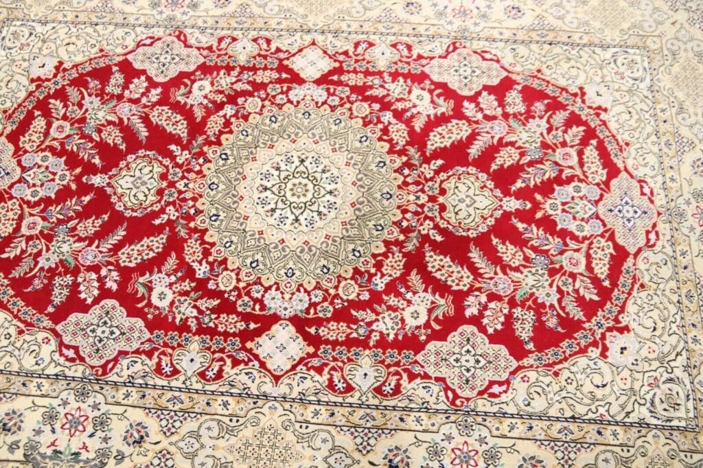Perserteppich Nain 200 x 130 cm Wolle handgeknüpft
