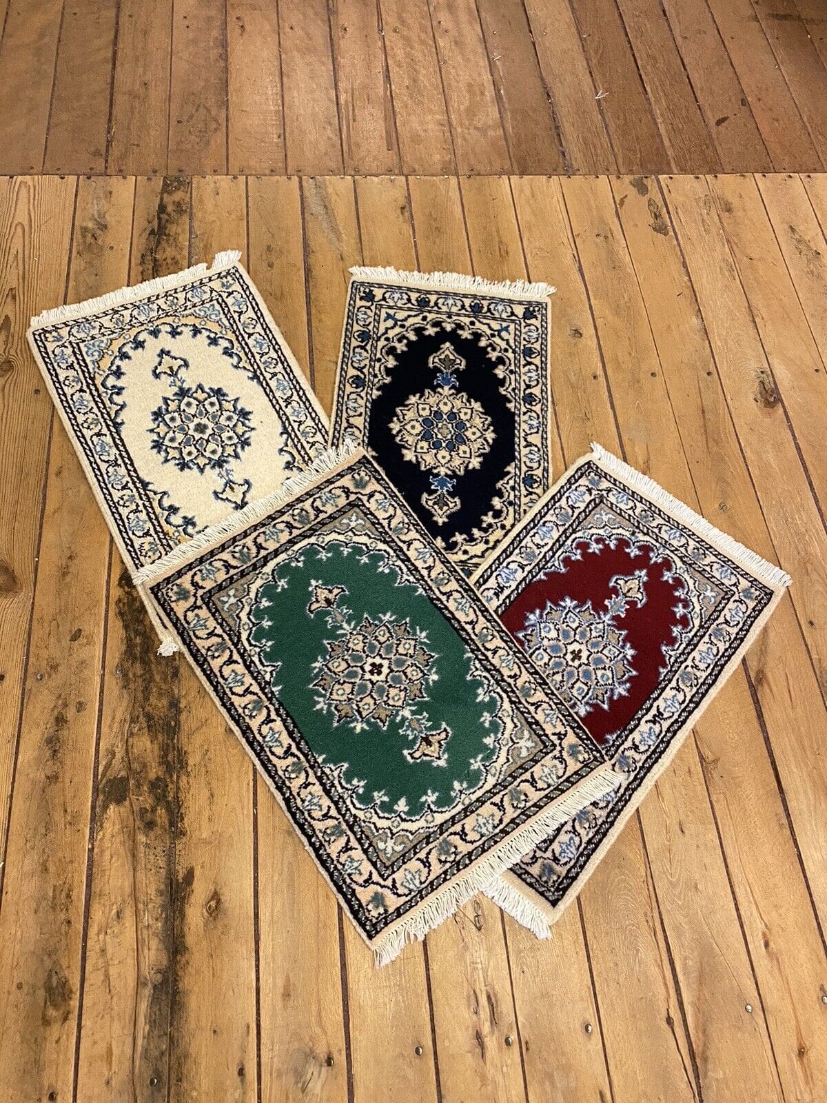 Perserteppich Nain 60 x 40 cm Schurwolle handgeknüpft