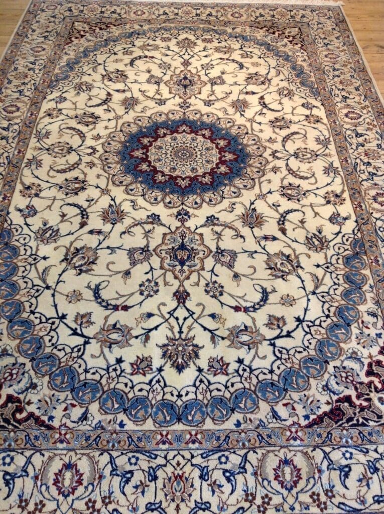 Perserteppich Nain 315 x 205 cm Wolle handgeknüpft