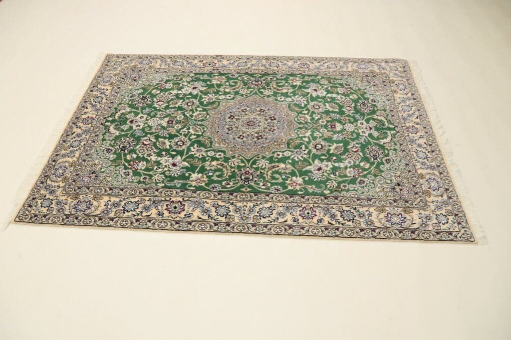 Perserteppich Super Nain 198 x 130 cm Wolle handgeknüpft