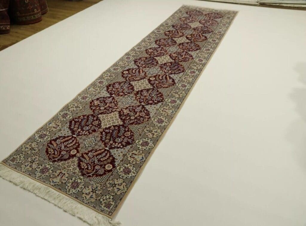 wunderschoner-perserteppich-394-x-93-cm-nain-6-la-850000-1000000-5 Perserteppich Nain 394 x 93 cm Korkwolle handgeknüpft