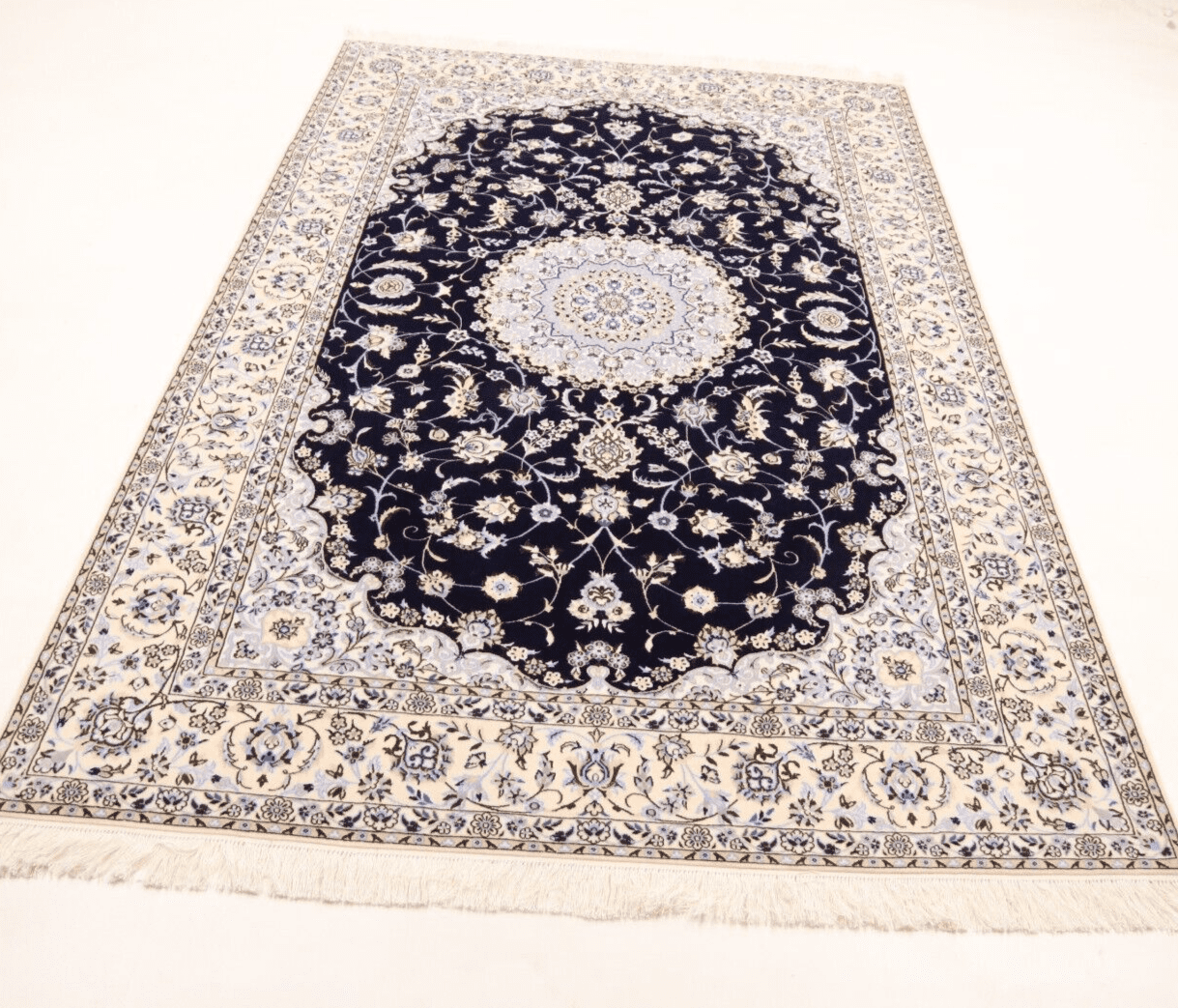 Perserteppich Nain 240 x 165 cm Korkwolle handgeknüpft