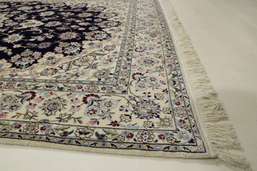 Perserteppich Nain 240 x 154 cm Korkwolle handgeknüpft