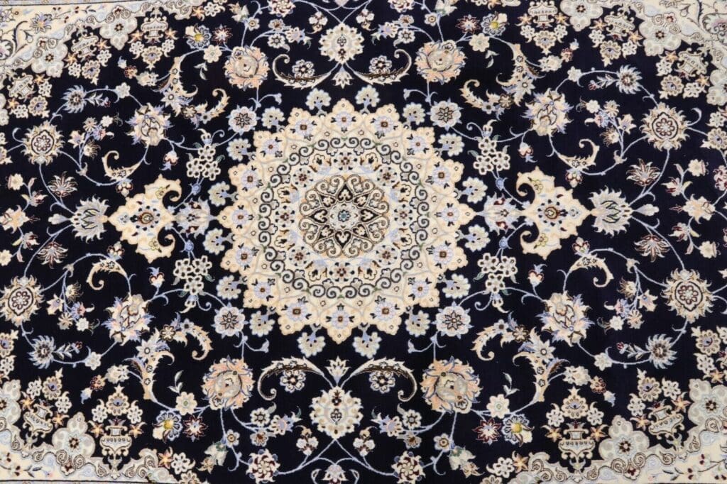 Perserteppich Nain 254 x 168 cm Korkwolle handgeknüpft