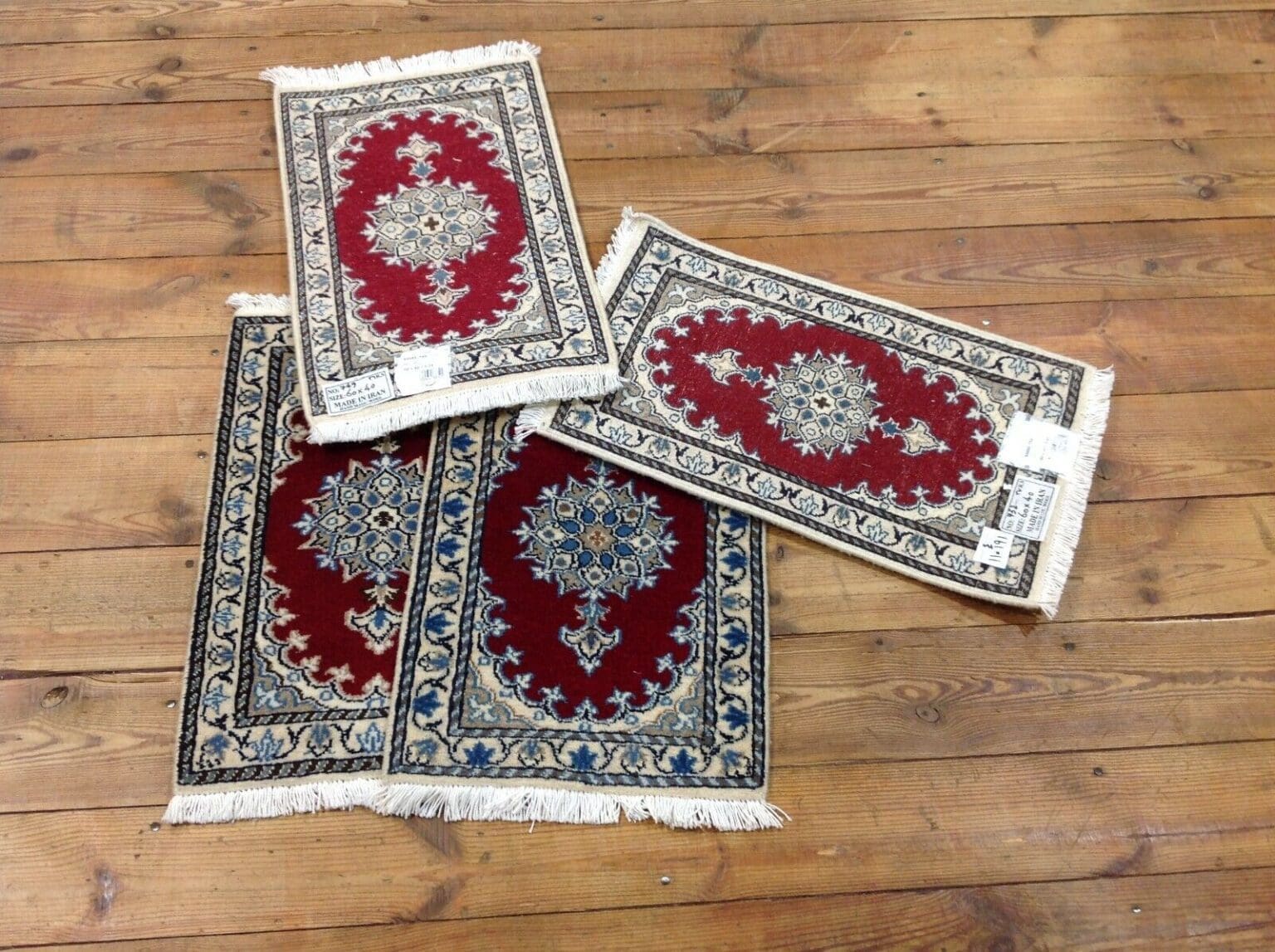Perserteppich Nain 60 x 40 cm Schurwolle handgeknüpft