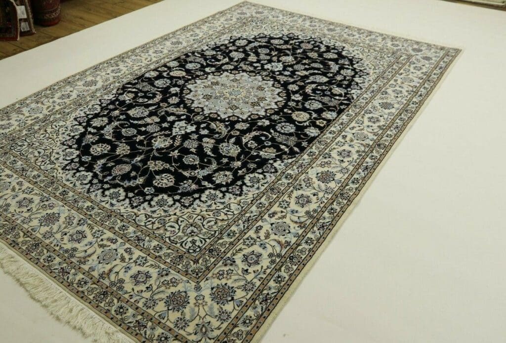 Perserteppich Nain 310 x 200 cm Korkwolle handgeknüpft