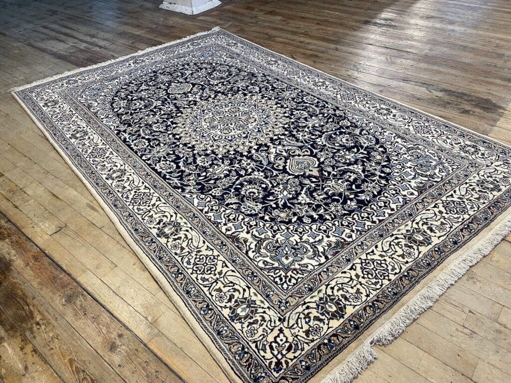 Perserteppich Nain 300x200 cm Wolle handgeknüpft