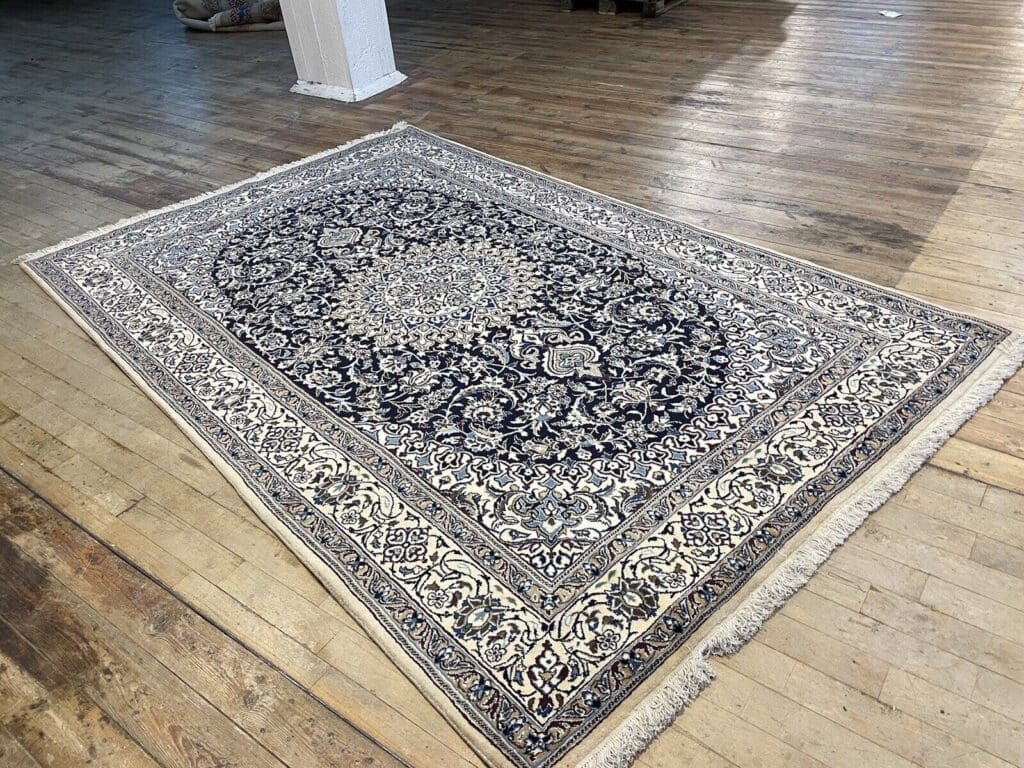 Perserteppich Nain 300x200 cm Wolle handgeknüpft