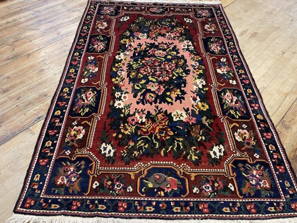 hochwertiger-handgeknupfter-alter-teppich-300x200-cm-besonderes-2 Perserteppich Kazak 300 x 200 cm Wolle handgeknüpft