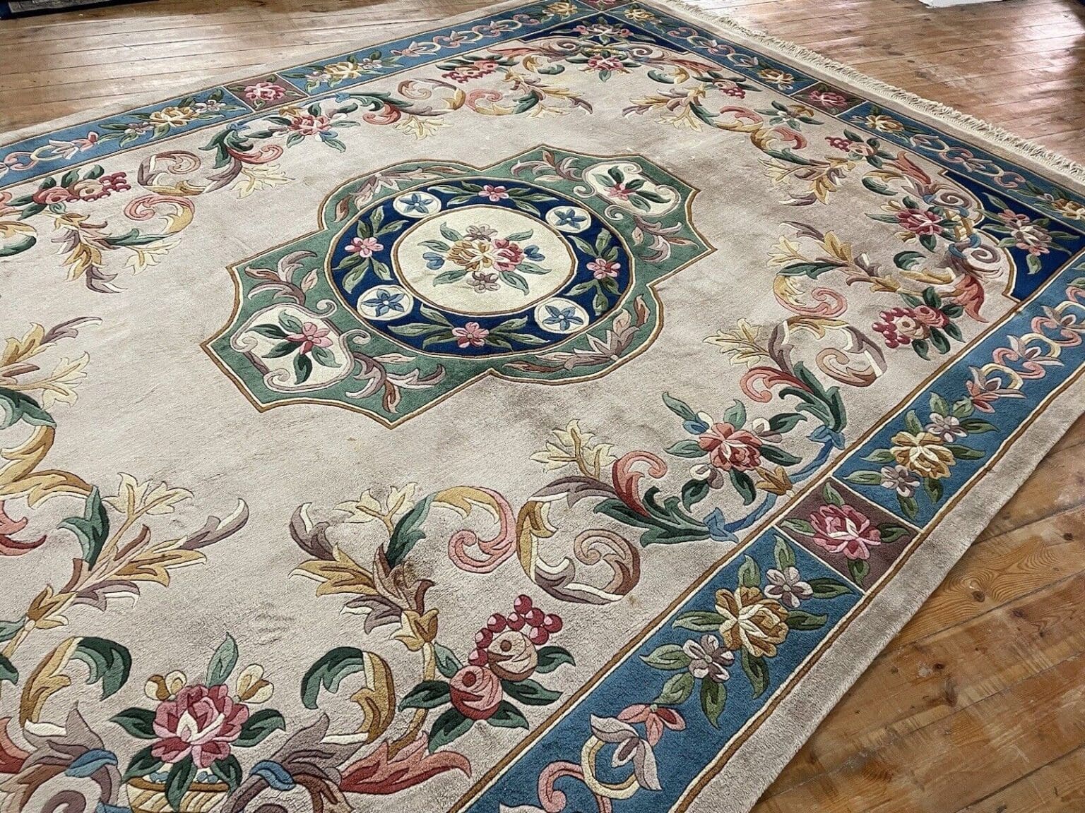 eleganter-peking-china-teppich-370x270-cm-reine-schurwolle-20mm-8 Orientteppich Peking 370 x 270 cm Wolle handgeknüpft