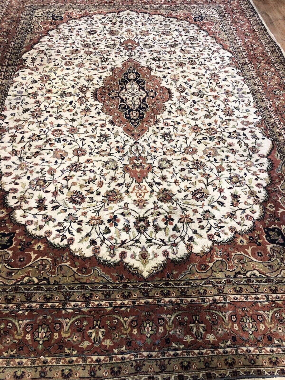 exquisiter-bijar-teppich-in-beige-250-x-350-cm-450000-knoten-aus-100-1-1 Perserteppich Bijar 250 x 350 cm Schurwolle handgeknüpft