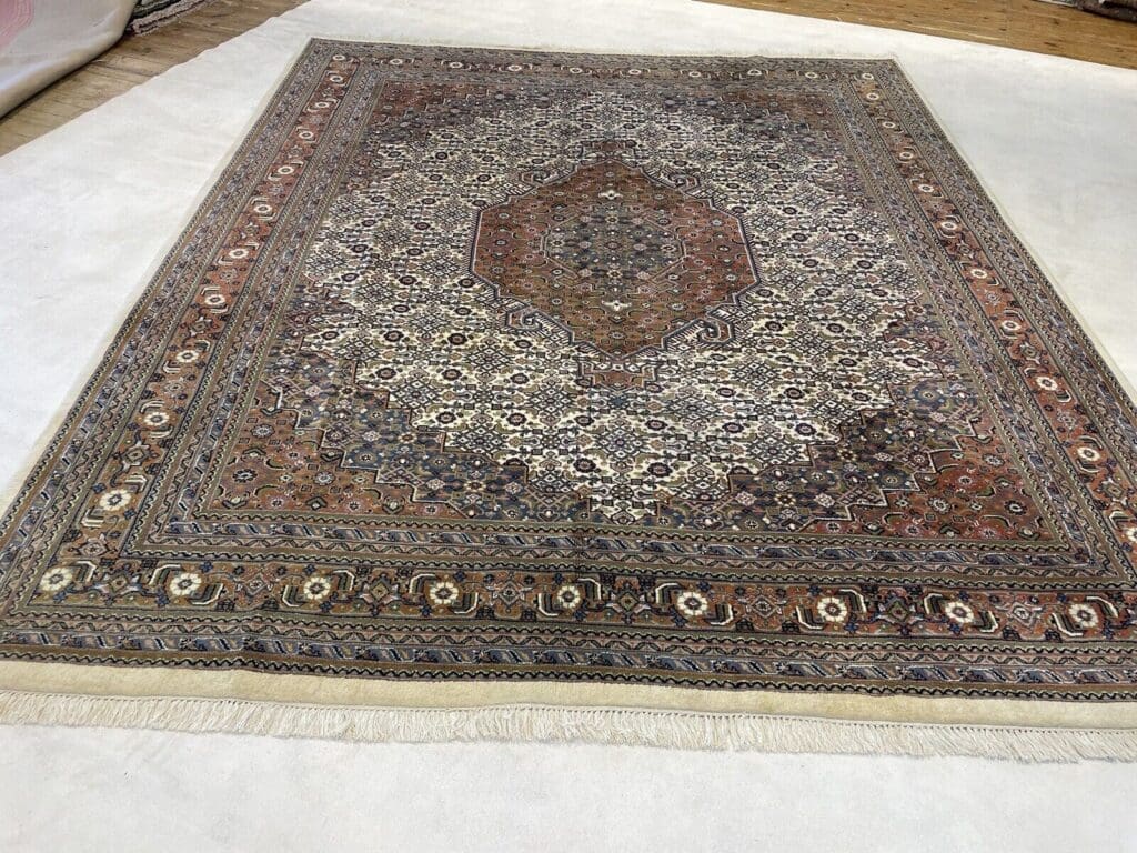 perserteppich-300x250-cm-400000-knoten-m-beige-mit-floralen-elementen-4 Perserteppich Bijar 300x250 cm handgeknüpft