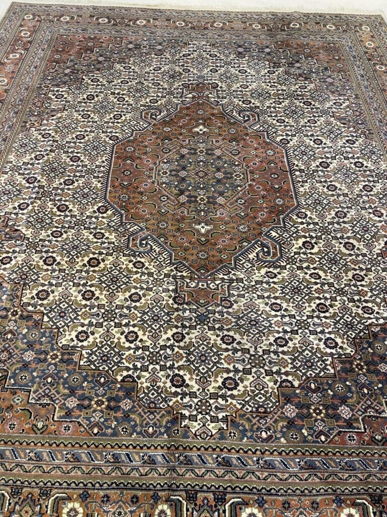 perserteppich-300x250-cm-400000-knoten-m-beige-mit-floralen-elementen-5 Perserteppich Bijar 300x250 cm handgeknüpft