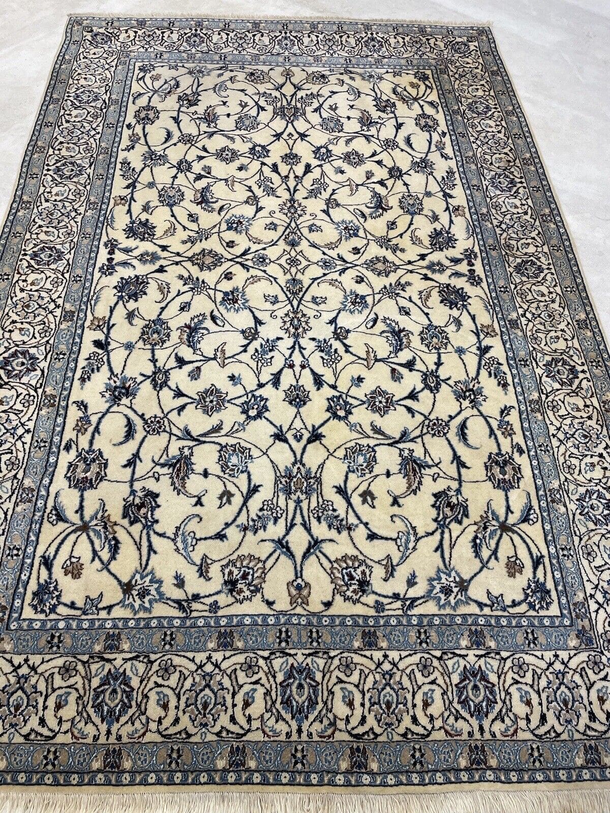 Perserteppich Nain 250x160 cm Wolle handgeknüpft (Verkauft)