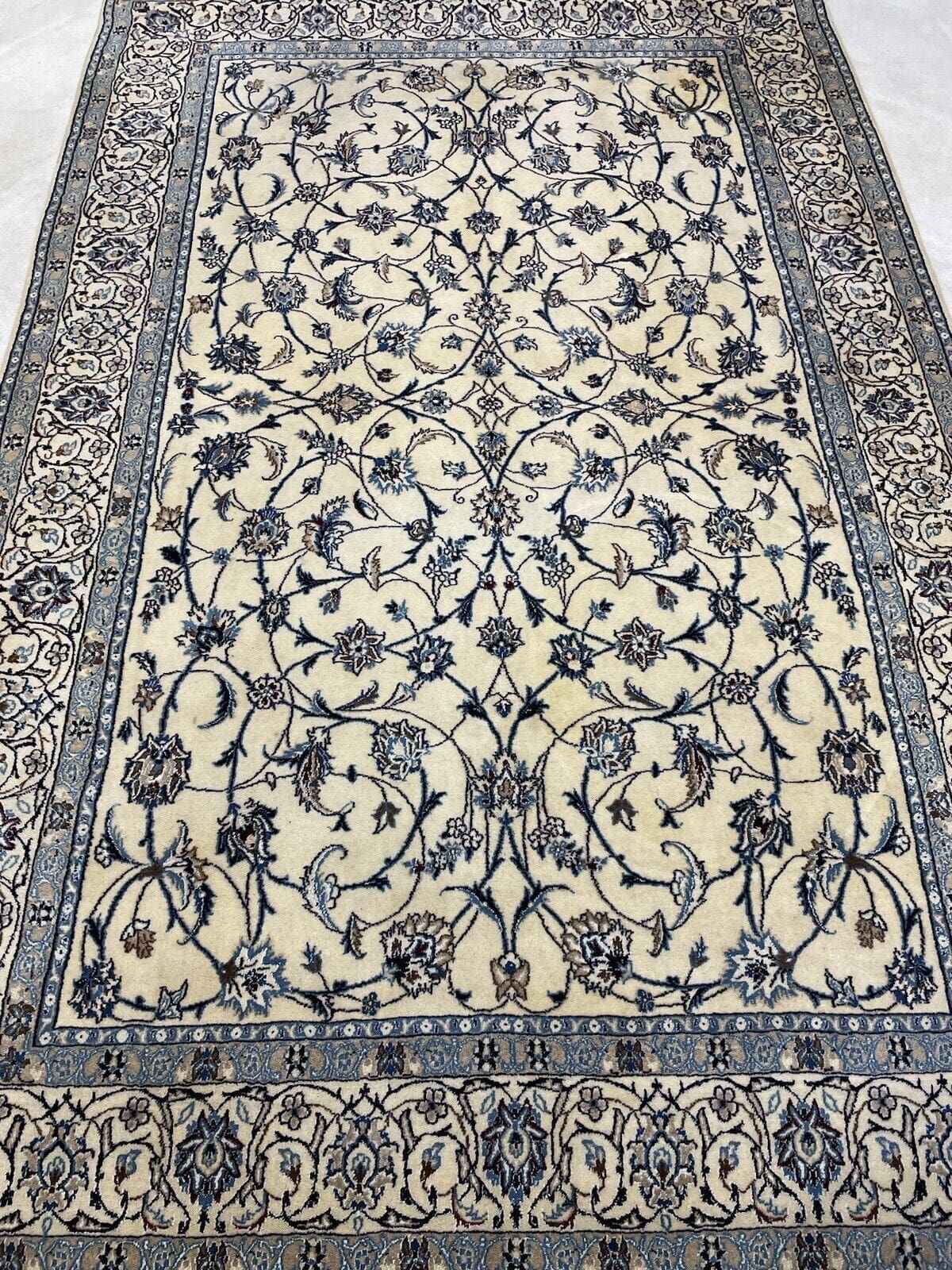 Perserteppich Nain 250x160 cm Wolle handgeknüpft (Verkauft)